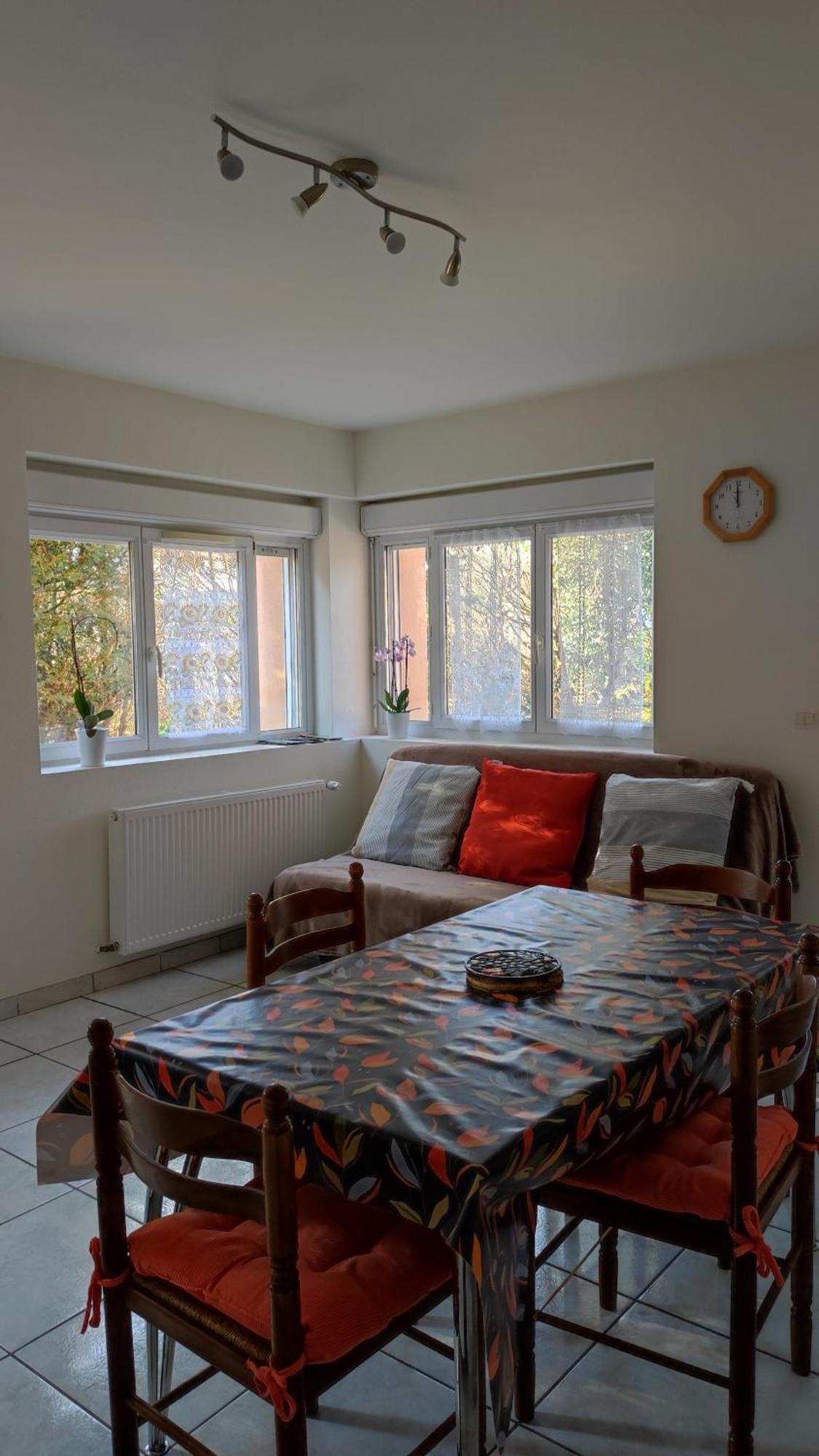 Appartement Independant Prive Mathay Екстериор снимка